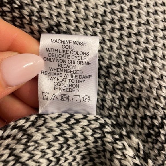 Andrienne Vittadini Black & White Jacket/Cape - Picture 7 of 7